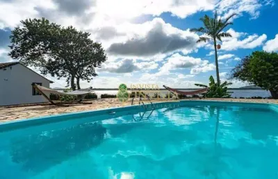 À venda na lagoa da conceição! 5.400m², pé na areia.