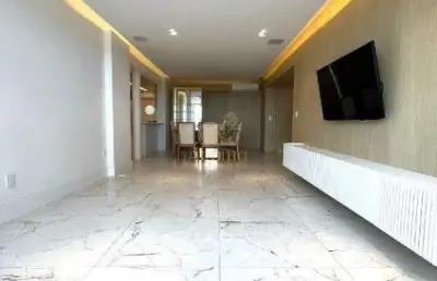 Apartamento no centro, com 4 dormitórios, no coração de itajaí