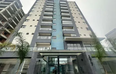 Apartamento com suíte, sacada gourmet e andar alto no cordeiros