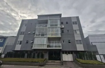 Apartamento semimobiliado com 2 vagas e sacada ampla no dom bosco