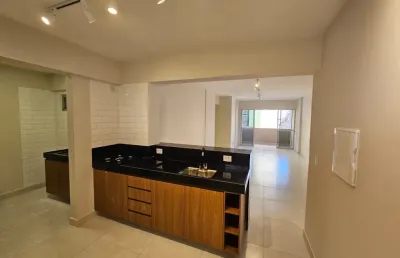Excelente apartamento a 400 metros do mar, todo reformado tambaú -joão pessoa/pb