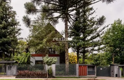 Apartamento com 3 quartos à venda na Rua Primavera, Planalto, Gramado