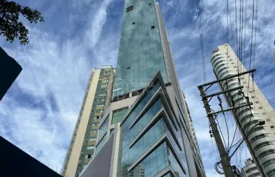 Apartamento com 4 quartos à venda na Rua Julieta Lins, 271, Pioneiros, Balneário Camboriú