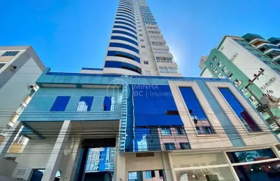 Apartamento com 3 quartos à venda na Rua 981, 196, Centro, Balneário Camboriú