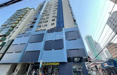 Apartamento com 3 quartos à venda na Rua 908, 40, Centro, Balneário Camboriú