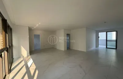 Apartamento com 4 quartos à venda na Rua Protásio Boaventura Caetano, 145, Pioneiros, Balneário Camboriú