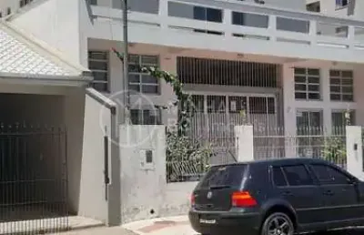 Casa com 5 quartos à venda na Rua Libéria, 99, Nações, Balneário Camboriú