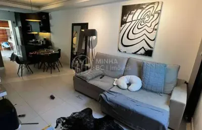 Casa com 2 quartos à venda na Rua Garuva, 76, Tabuleiro, Camboriú