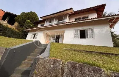 Casa com 5 quartos à venda na Rua José Watzko, 102, Praia dos Amores, Balneário Camboriú