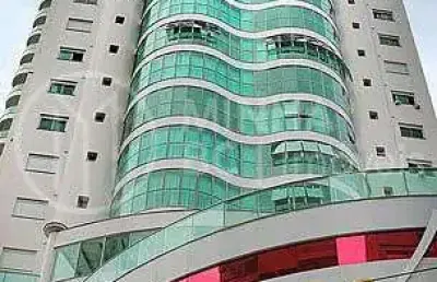 Apartamento com 4 quartos à venda na Avenida Brasil, 3551, Centro, Balneário Camboriú