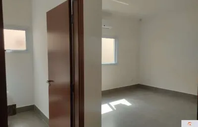 Sala comercial com banheiro privativo para no bairro brasil em itu/sp