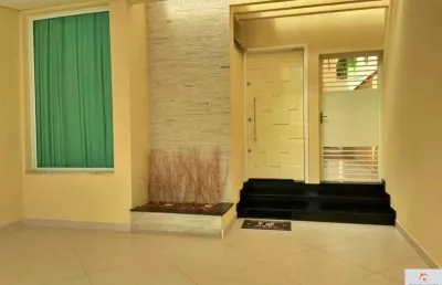 Excelente casa localizada em salto , 3  lindas suítes , sendo uma master com banheira e persiana automatizada