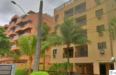 Apartamento bem localizado na enseada em guarujá, ao lado da avenida dom pedro 1 e 400 metros da praia , contendo 75 m²