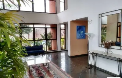 Lindo e aconchegante apartamento possui espaço gourmet, salão de festas, academia e piscina, churrasqueira e .localizado a 500 metros do centro de itu