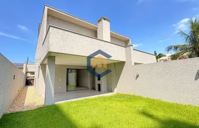 Casa com 3 quartos à venda na Rua Jenny Lenke, 98, Santo Antônio, Joinville