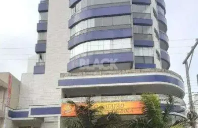 Sala comercial à venda na Silva Jardim, 318, Centro, Torres