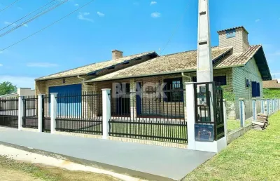 Casa com 3 quartos à venda na Rua Dos Pinguins, 437, Bela Torres, Passo de Torres