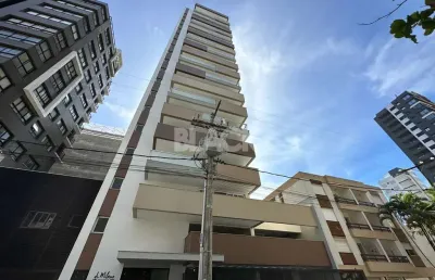 Apartamento com sacada na praia grande em torres rs