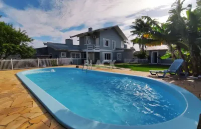 Casa com 4 quartos à venda na Rua Luíz Gonzaga Capaverde, 250, Igra Norte, Torres