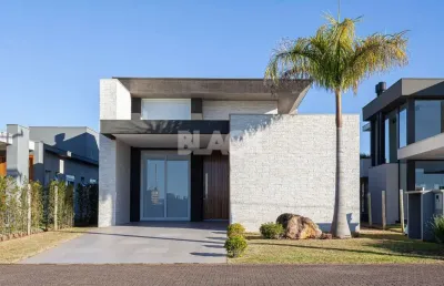 Casa fundos lago pronta para morar no reserva das águas em torres rs