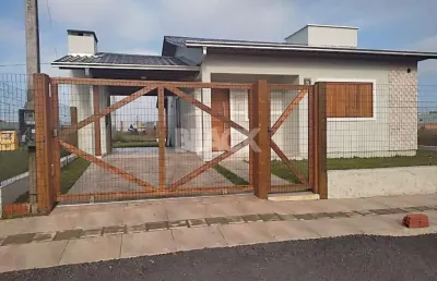Casa com 2 quartos à venda na Rua Araranguá, 165, Praia Azul, Passo de Torres