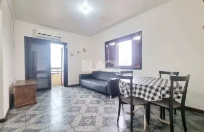 Apartamento com 2 dormitórios no centro em torres rs