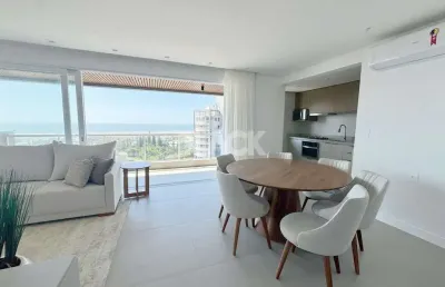Apartamento com 2 suítes mobiliado com vista para o mar em torres rs