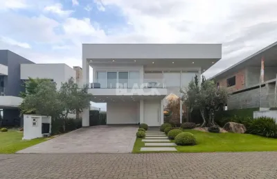 Casa de alto padrão à venda com 04 suítes no reserva das águas