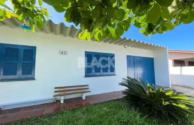 Casa com 3 quartos à venda na Rua Da Sé, 41, Itapeva, Torres