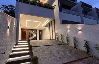 Casa com 3 quartos à venda na Rua Cristiano Lueders, 180, Glória, Joinville