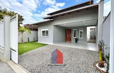 Casa com 3 quartos à venda na Rua Serra Azul, 797, Jardim Iririú, Joinville