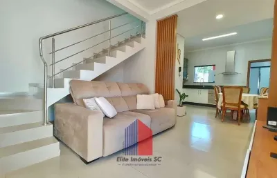 Casa com 3 quartos à venda na Rua Humaitá, 507, Bom Retiro, Joinville