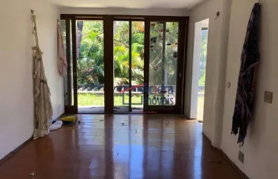 Casa miolo da granja com 4 suites c/jardim suspenso e living para vários ambientes