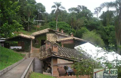 Casa com 4 quartos para alugar na Rua Iris Memberg, Granja Clotilde, Cotia