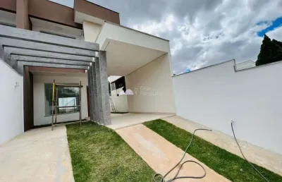 Casa com 3 quartos à venda em nazia, vespasiano  por r$ 720.000