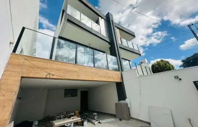 Casa com 3 quartos à venda no planalto, belo horizonte  por r$ 1.290.000