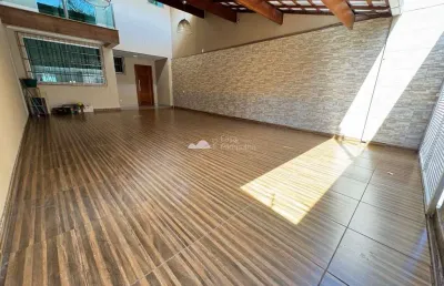 Casa com 4 quartos à venda na santa amélia, belo horizonte  por r$ 940.000