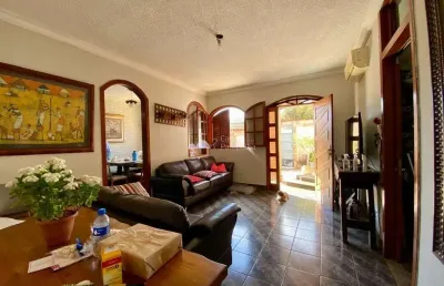 Casa com 4 quartos à venda na santa amélia, belo horizonte  por r$ 1.100.000