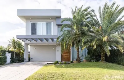 Casa em condomínio fechado com 4 quartos à venda no centro, xangri-lá  por r$ 3.700.000