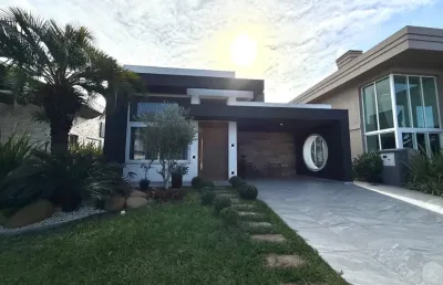 Casa em condomínio fechado com 4 quartos à venda no Centro, Xangri-Lá 