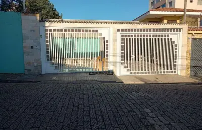Casa com 3 quartos para alugar na Rua Lalau Rabelo, 295, Vila Milton, Guarulhos