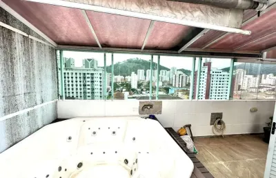 Cobertura à venda em santos-sp, campo grande: 3 quartos, 3 suítes, 1 sala, 4 banheiros, 3 vagas, 246m². venha conferir!