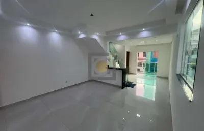 Casa sobreposta com 3 suítes no campo grande, santos/sp - conforto e praticidade garantidos! agende sua visita agora!