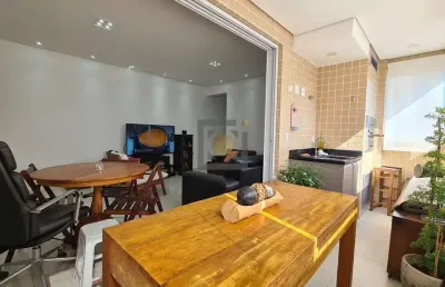 Vendo apartamento de 2 quartos com suíte e vaga de garagem no gonzaga, santos-sp!