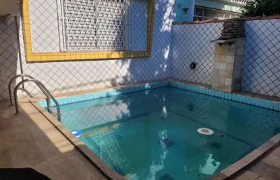 Casa para venda em santos-sp: 2 quartos, 1 sala, 2 banheiros e 1 vaga de garagem no bairro aparecida - 75,00 m² de área!