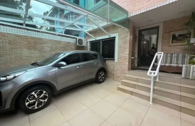 Casa com 4 quartos, gonzaga, santos - r$ 1.6 mi, cod: 2751