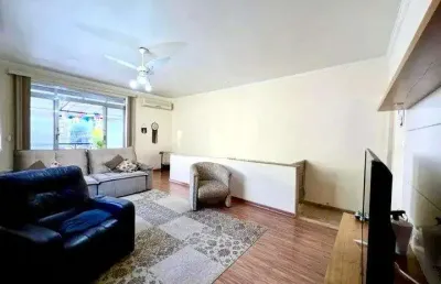 Casa com 3 quartos à venda na Rua Pará, 57, Campo Grande, Santos