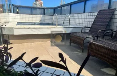Cobertura duplex à venda em santos ? ponta da praia
