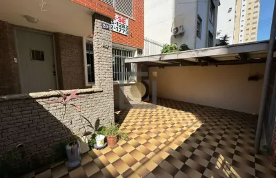 Oportunidade única: casa à venda em santos-sp, bairro embaré, 2 quartos, 1 sala, 2 banheiros, 2 vagas, 104m² de área.