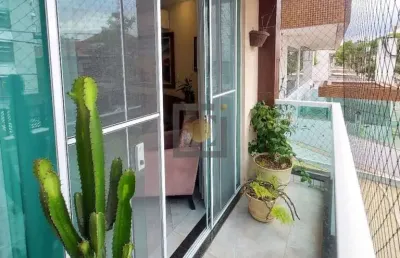 Casa à venda em santos-sp, embaré: 4 quartos, 3 suítes, 2 salas, 1 vaga, 228m²!